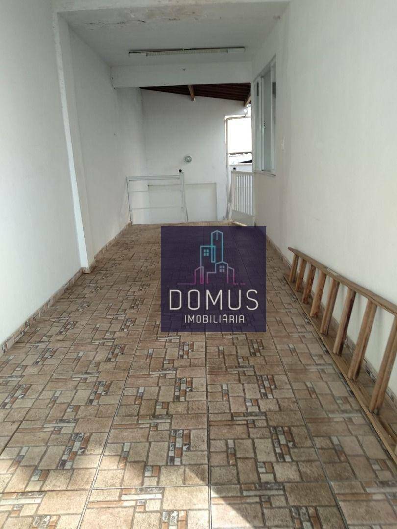 Casa à venda com 3 quartos, 270m² - Foto 18