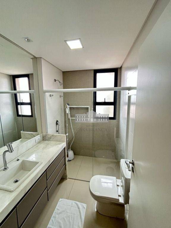 Apartamento à venda e aluguel com 3 quartos, 205m² - Foto 11