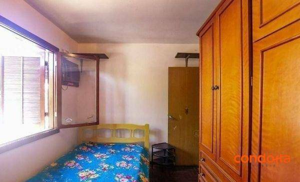 Casa de Condomínio para alugar com 4 quartos, 150m² - Foto 13