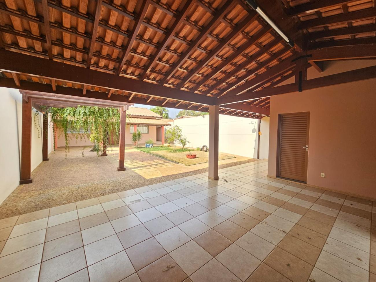 Casa à venda com 2 quartos, 180m² - Foto 6