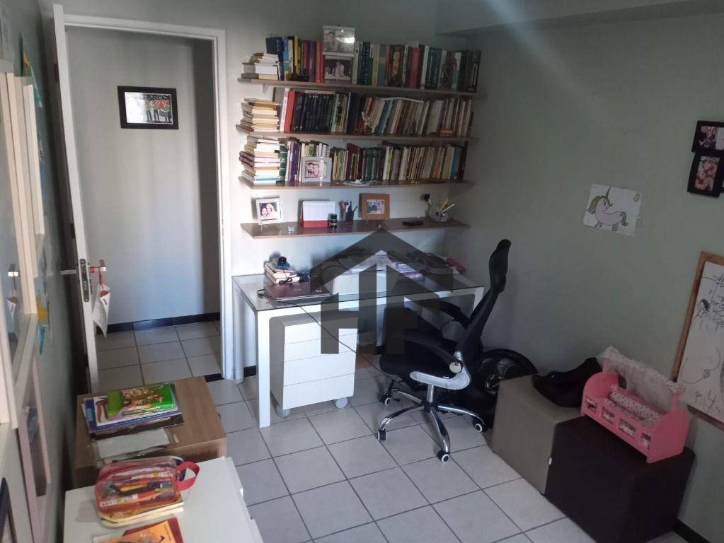 Apartamento à venda com 3 quartos, 114m² - Foto 4