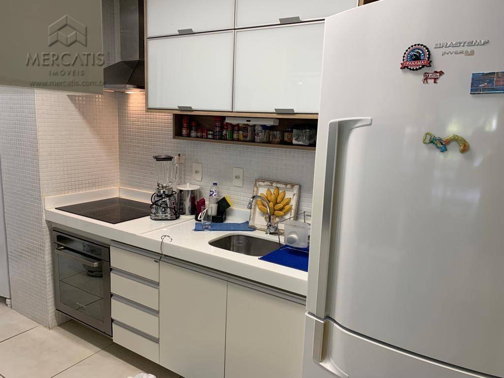 Apartamento à venda com 4 quartos, 143m² - Foto 19