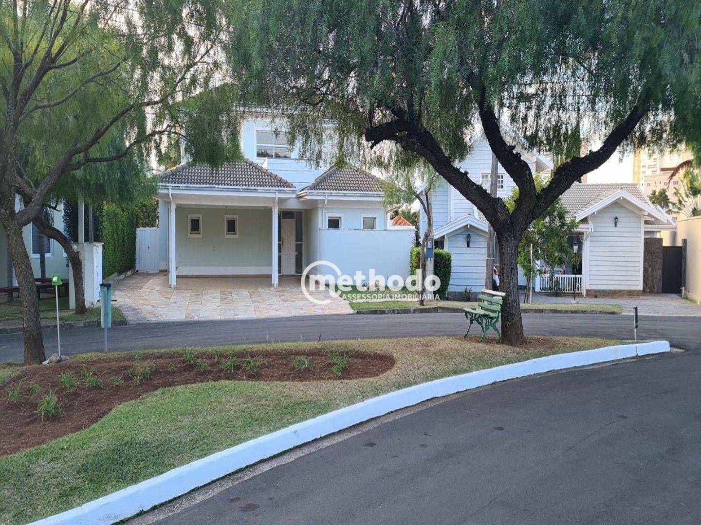 Casa de Condomínio à venda com 4 quartos, 441m² - Foto 3