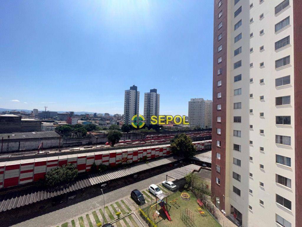 Apartamento à venda com 2 quartos, 61m² - Foto 1