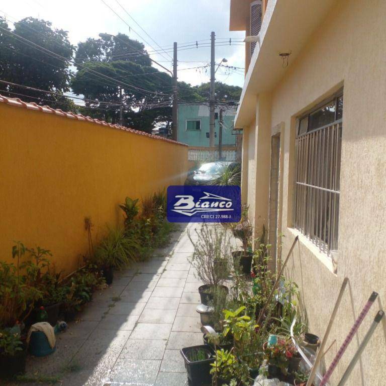 Sobrado à venda com 3 quartos, 220m² - Foto 5