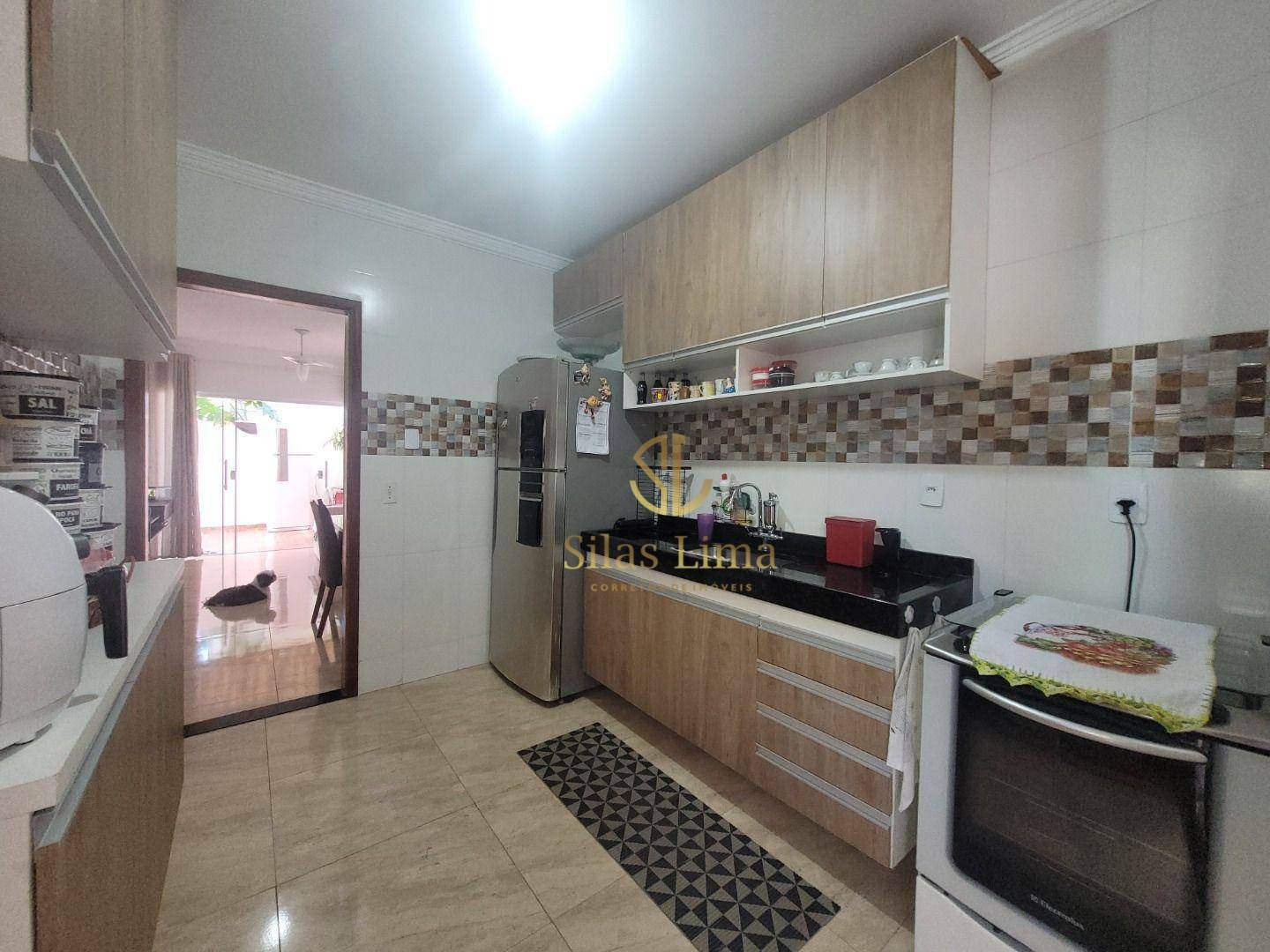 Casa à venda com 2 quartos, 65m² - Foto 11