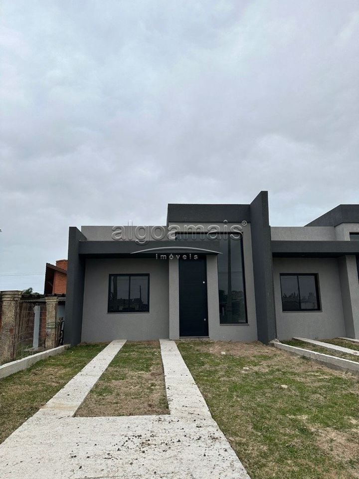 Casa à venda com 2 quartos, 78m² - Foto 2