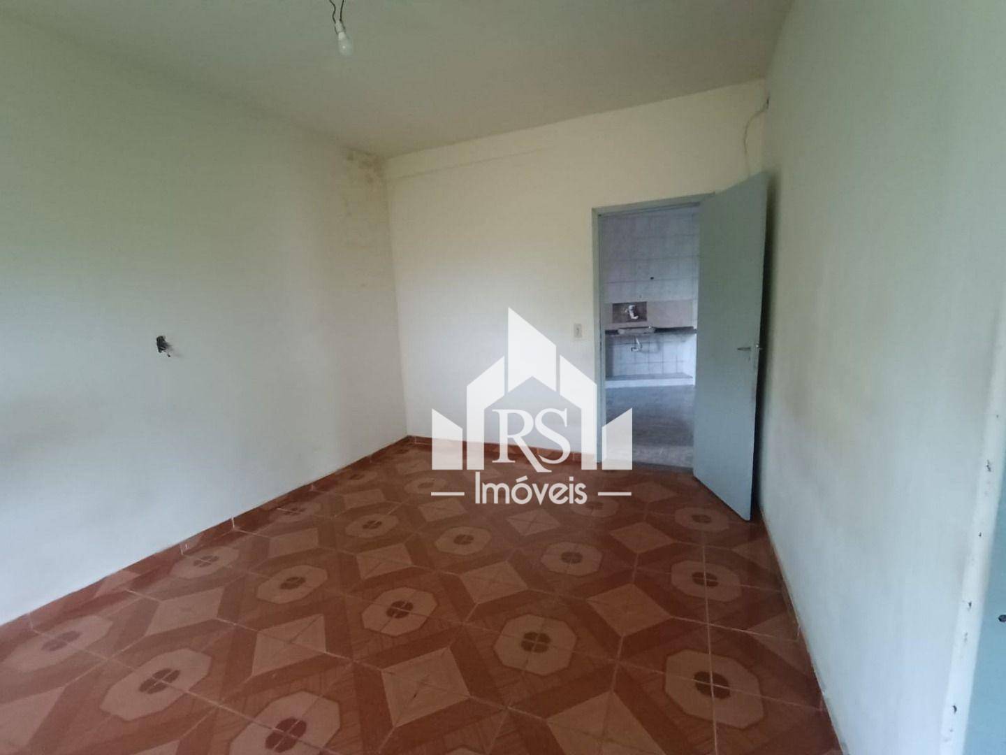 Casa à venda com 2 quartos, 140m² - Foto 6