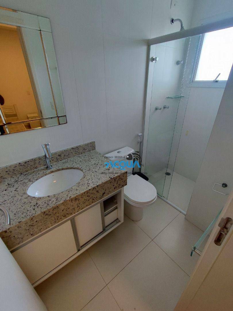 Apartamento para alugar com 3 quartos, 134m² - Foto 9