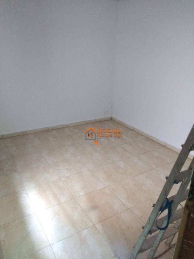 Sobrado à venda com 5 quartos, 200m² - Foto 6