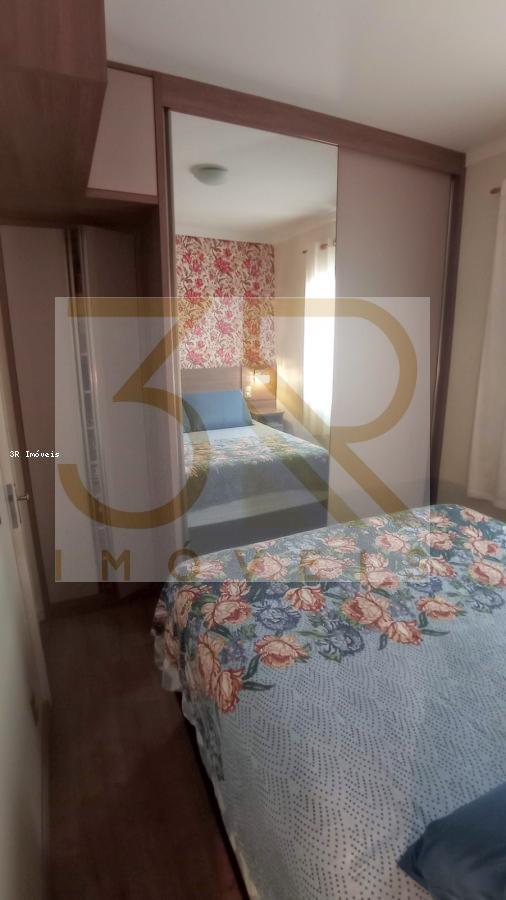 Apartamento à venda com 2 quartos, 48m² - Foto 4