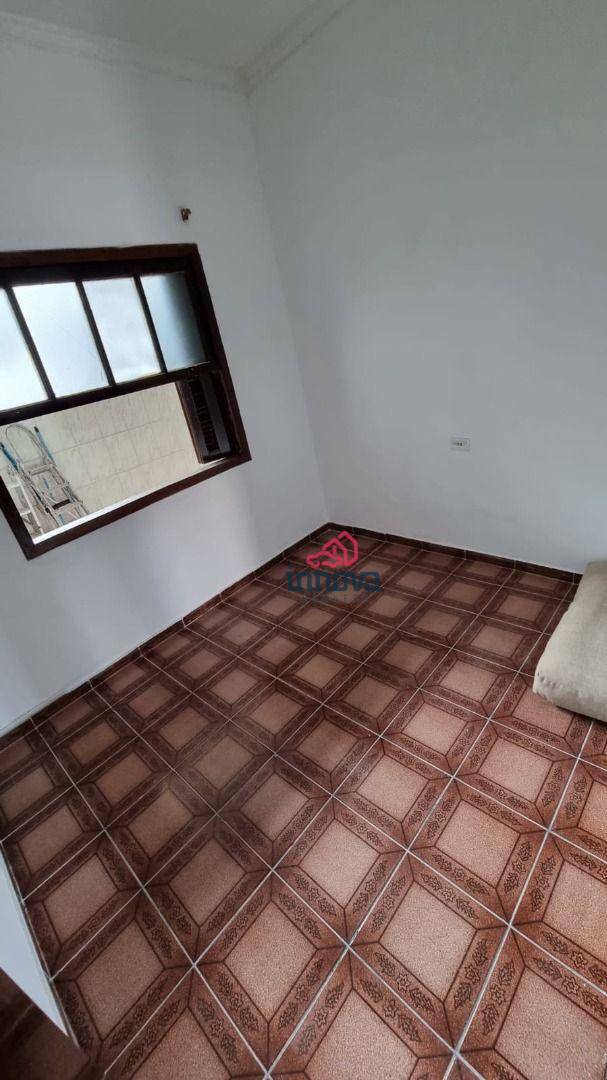 Casa para alugar com 3 quartos, 140m² - Foto 17