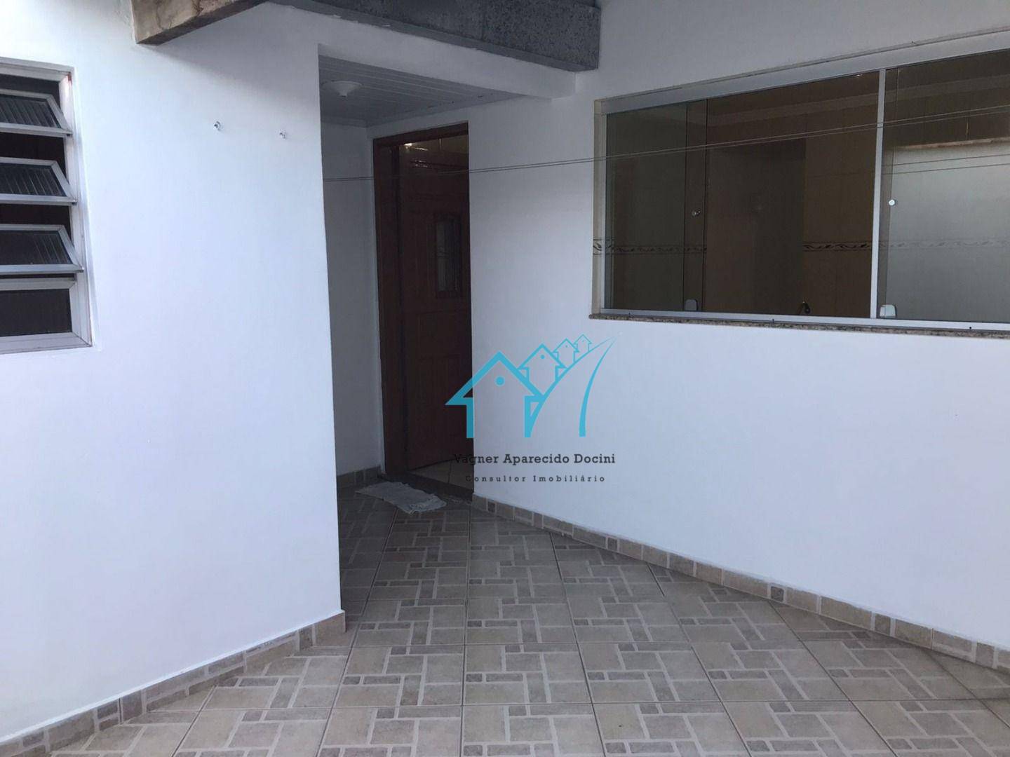 Sobrado à venda com 3 quartos, 174M2 - Foto 2