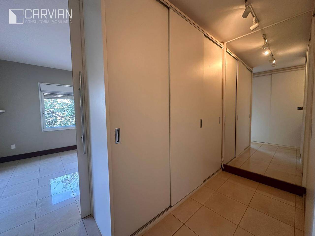 Casa de Condomínio para alugar com 3 quartos, 333m² - Foto 46