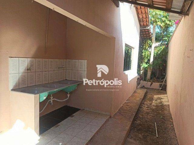 Casa à venda com 4 quartos, 147m² - Foto 8