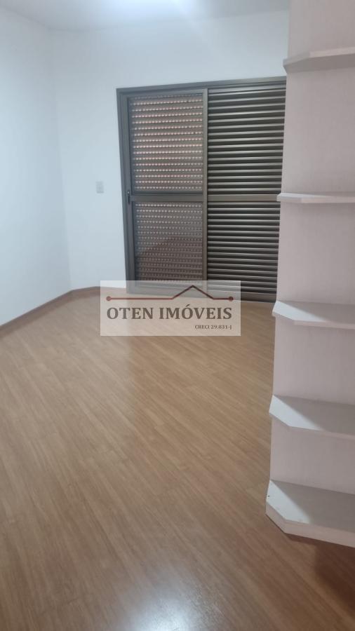 Apartamento para alugar com 4 quartos, 220m² - Foto 24