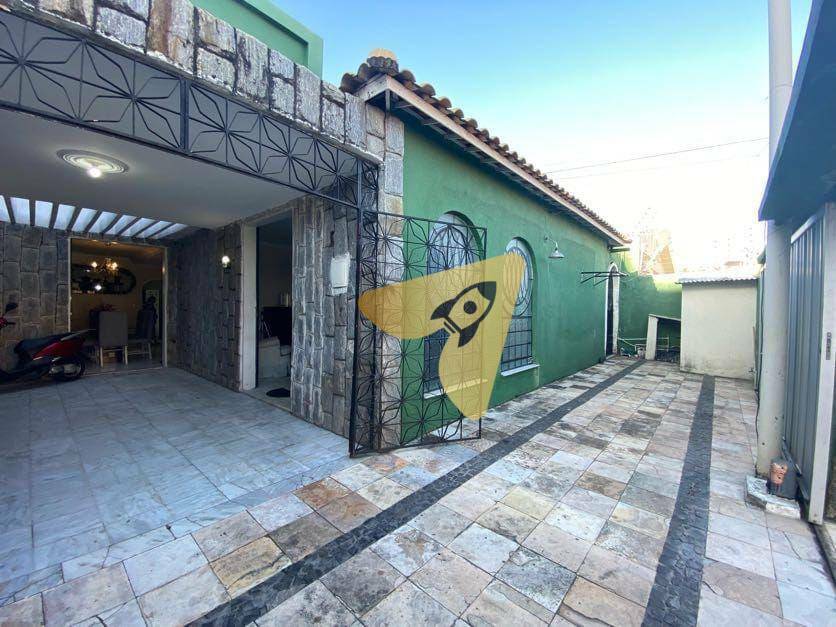 Casa de Condomínio à venda com 4 quartos, 300m² - Foto 31