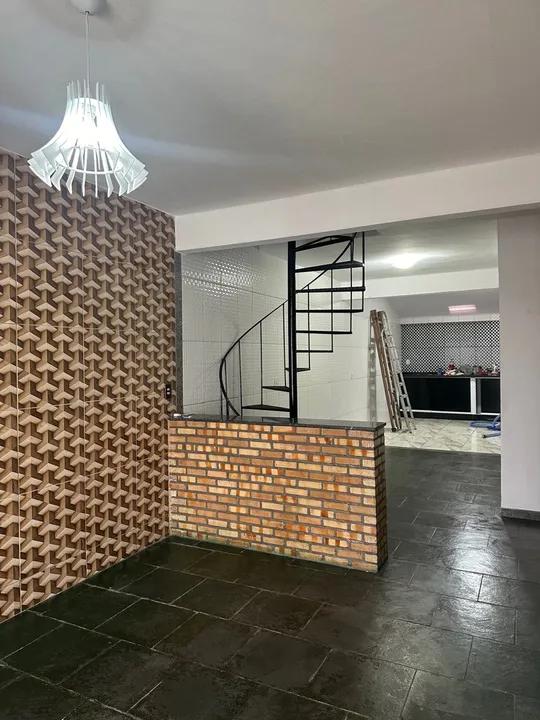 Casa à venda com 3 quartos, 240m² - Foto 8