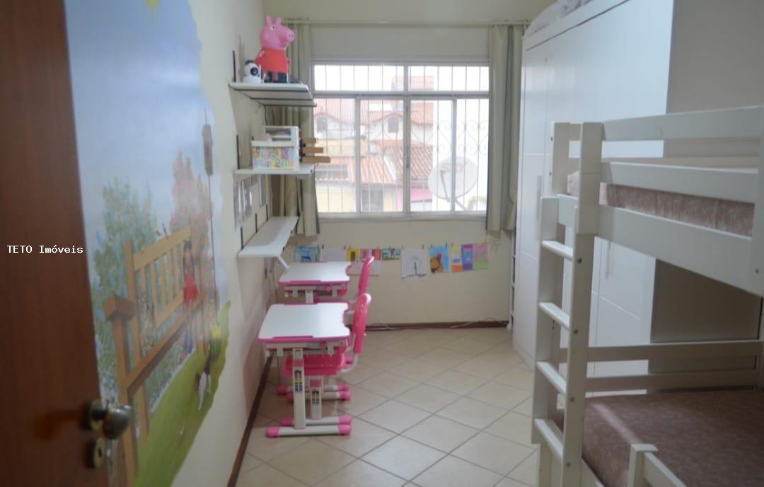 Casa à venda com 3 quartos, 100m² - Foto 18