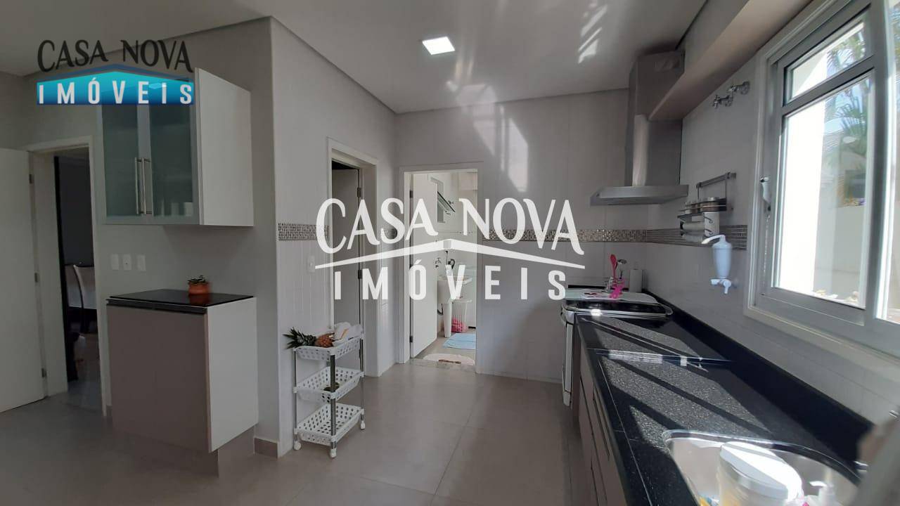 Casa de Condomínio à venda com 4 quartos, 370m² - Foto 9