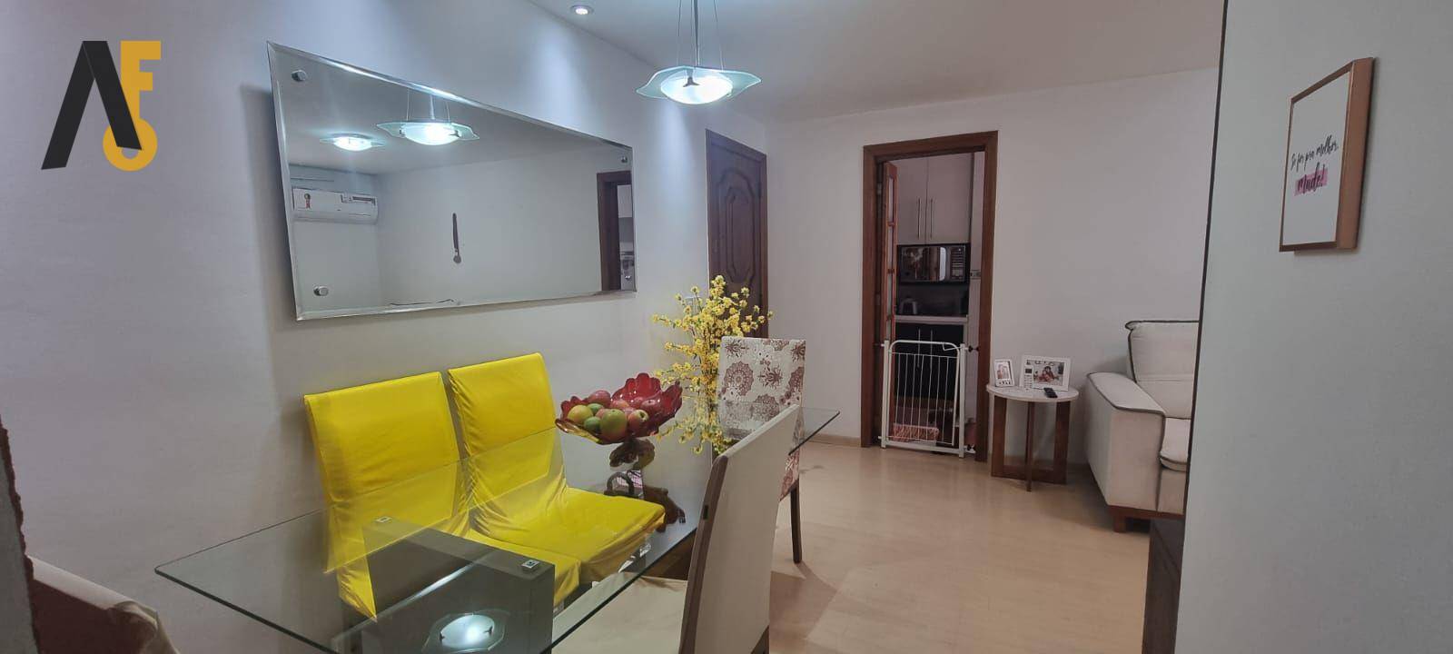 Apartamento à venda com 2 quartos, 64m² - Foto 6