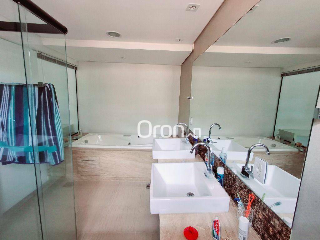 Sobrado à venda com 4 quartos, 371m² - Foto 13