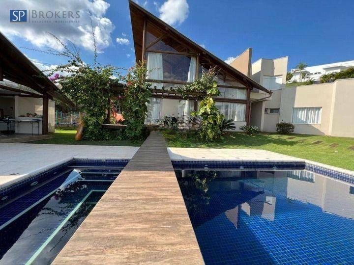 Casa de Condomínio à venda e aluguel com 5 quartos, 560m² - Foto 1