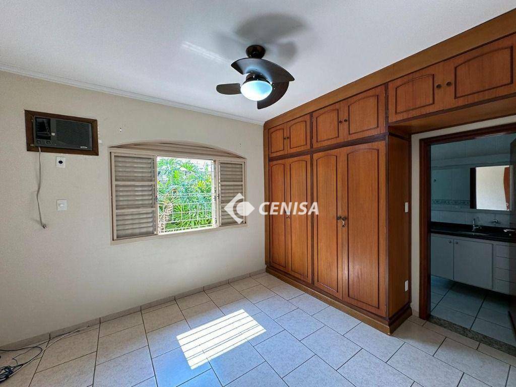 Casa à venda e aluguel com 3 quartos, 314m² - Foto 19