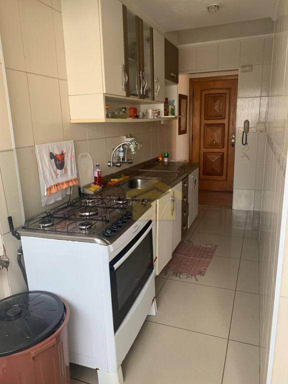 Apartamento à venda com 2 quartos, 56m² - Foto 4