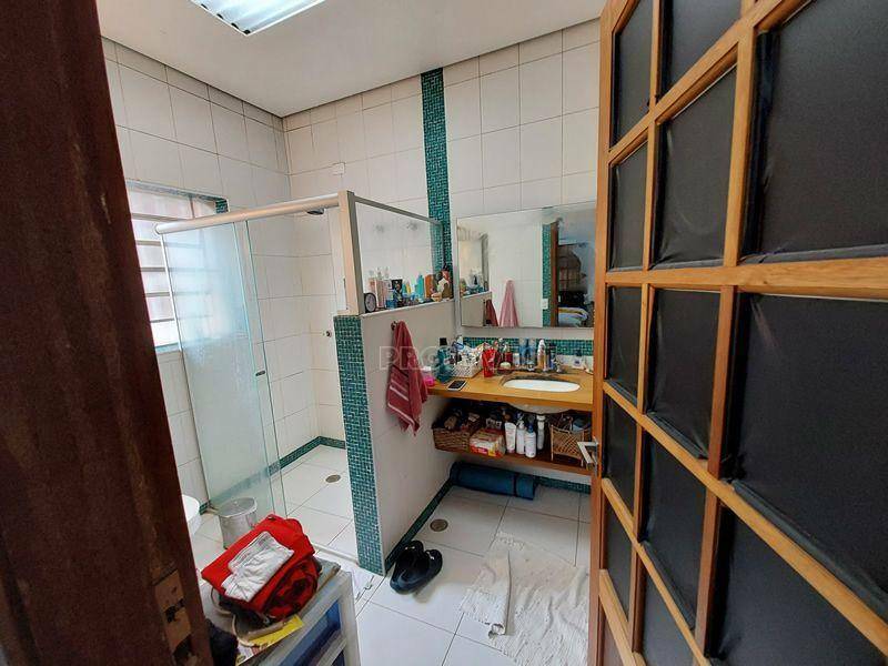 Casa de Condomínio à venda com 3 quartos, 250m² - Foto 9