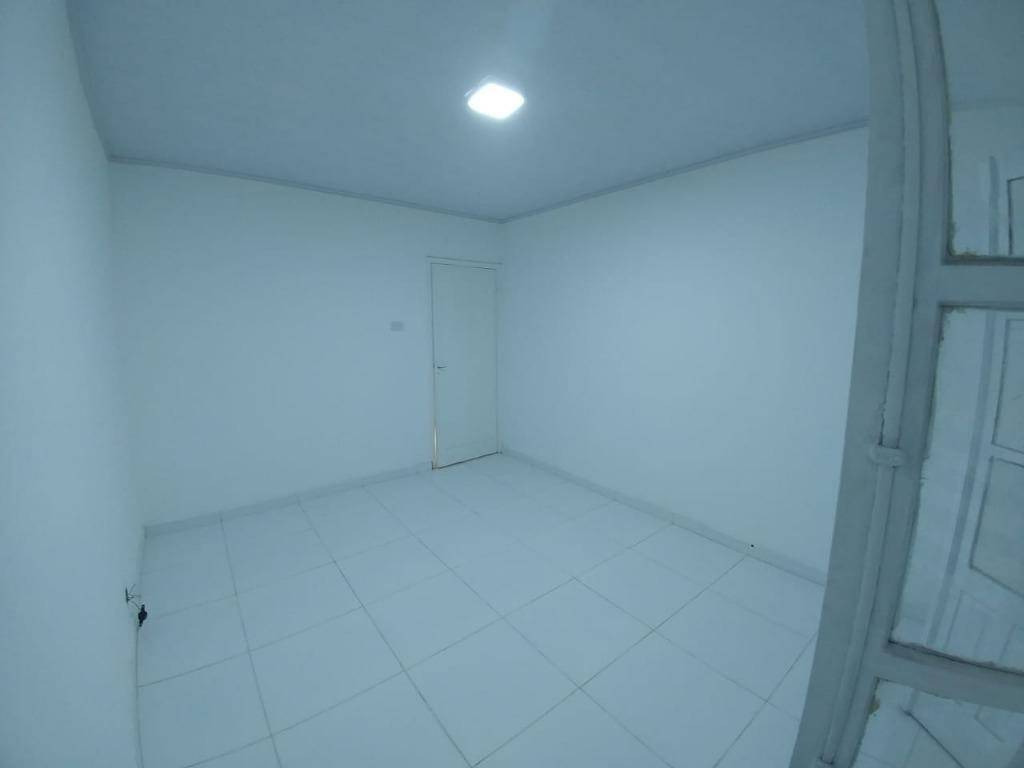 Sobrado à venda com 2 quartos, 130m² - Foto 30