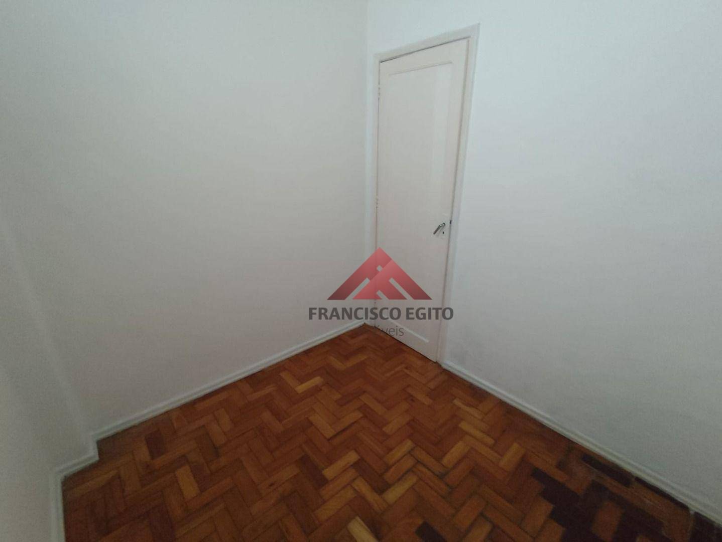 Apartamento para alugar com 2 quartos, 80m² - Foto 16