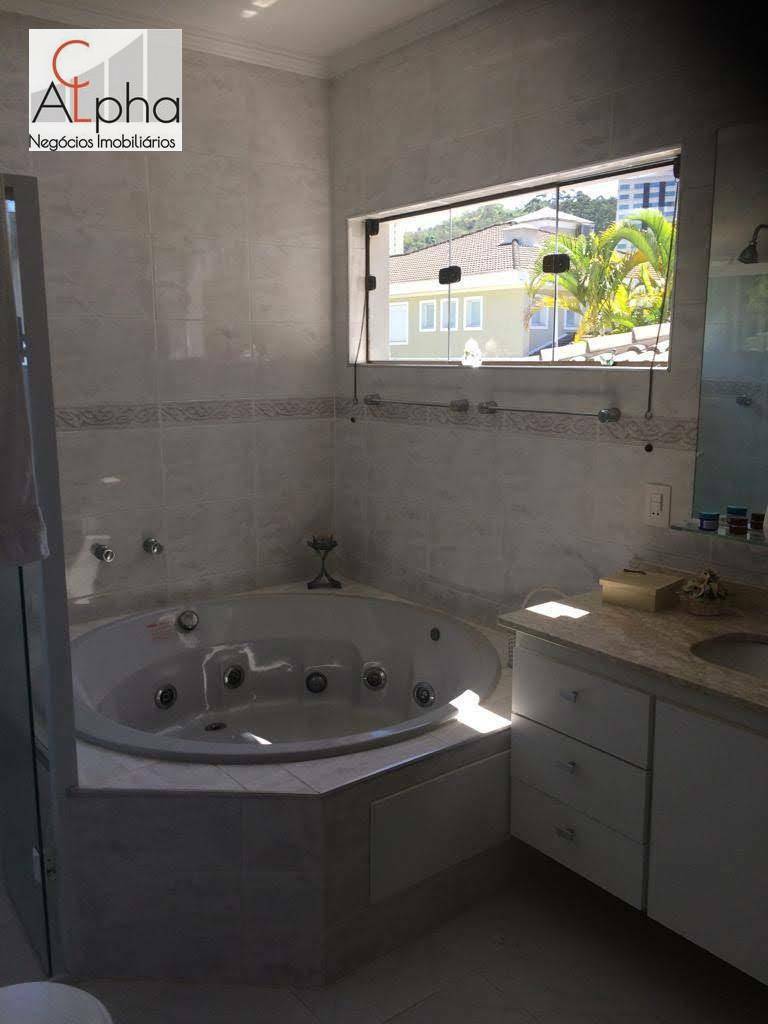 Sobrado à venda com 4 quartos, 360m² - Foto 7