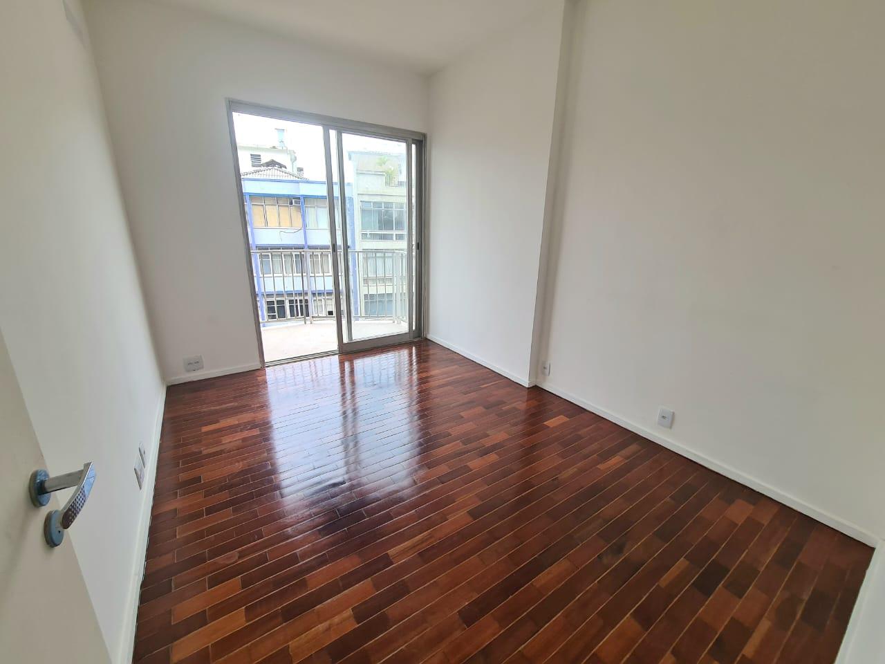 Apartamento à venda com 3 quartos, 100m² - Foto 26