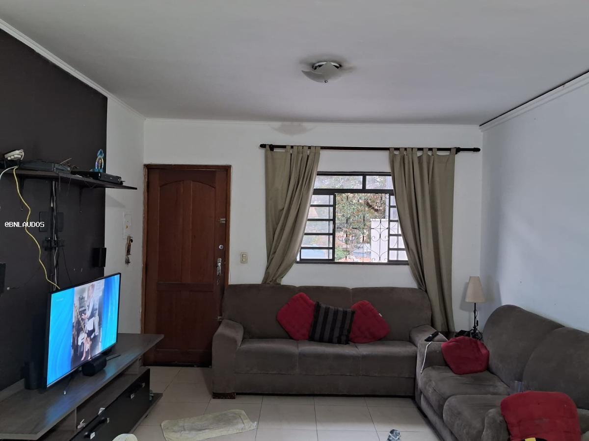 Sobrado à venda com 3 quartos, 120m² - Foto 3