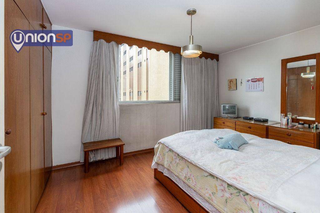 Apartamento à venda com 3 quartos, 111m² - Foto 8