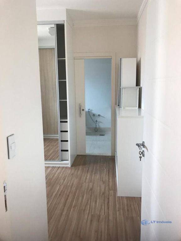 Casa de Condomínio para alugar com 4 quartos, 360m² - Foto 15