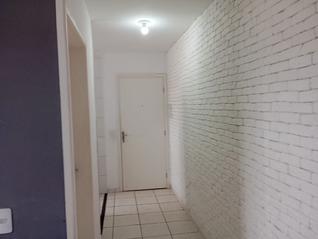 Apartamento à venda com 2 quartos, 42m² - Foto 8