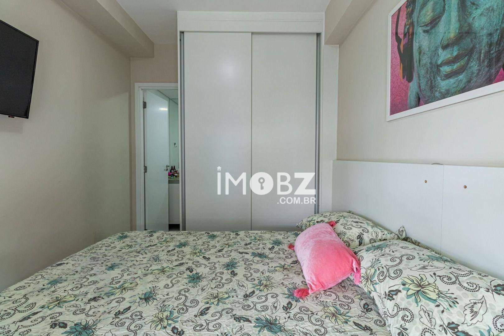 Apartamento à venda com 2 quartos, 75m² - Foto 9