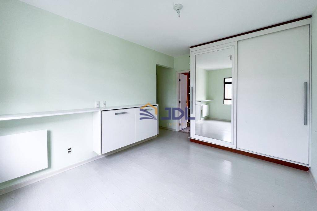 Apartamento à venda com 2 quartos, 113m² - Foto 19