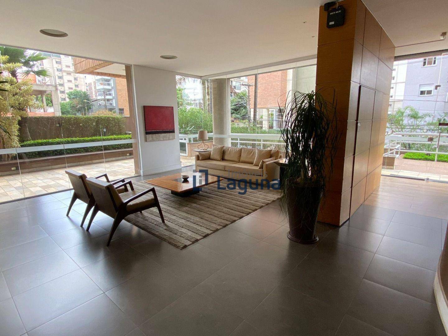 Apartamento para alugar com 3 quartos, 165m² - Foto 49