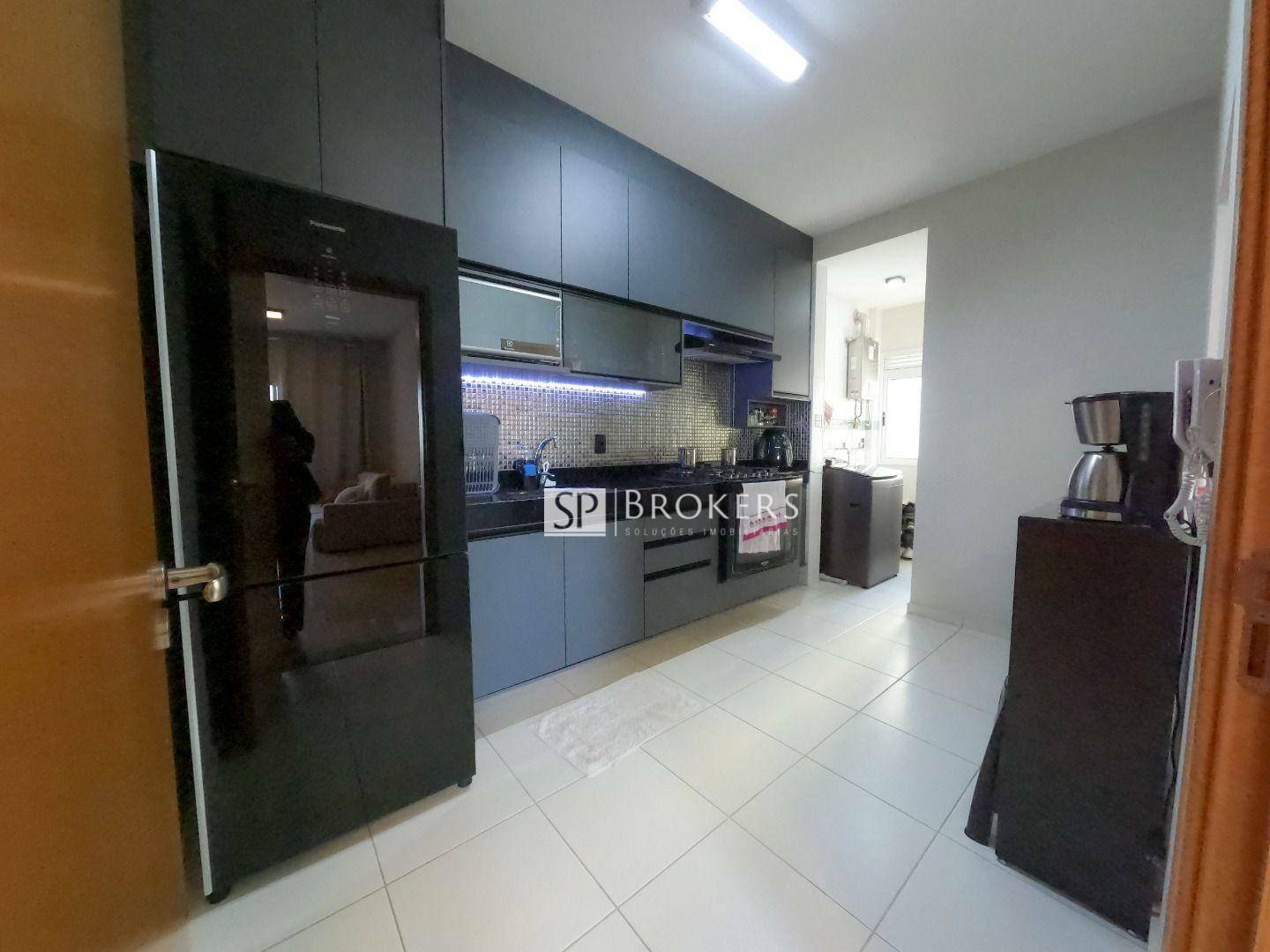 Apartamento à venda com 3 quartos, 76m² - Foto 10