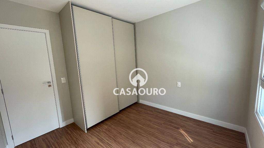 Apartamento para alugar com 3 quartos, 115m² - Foto 22