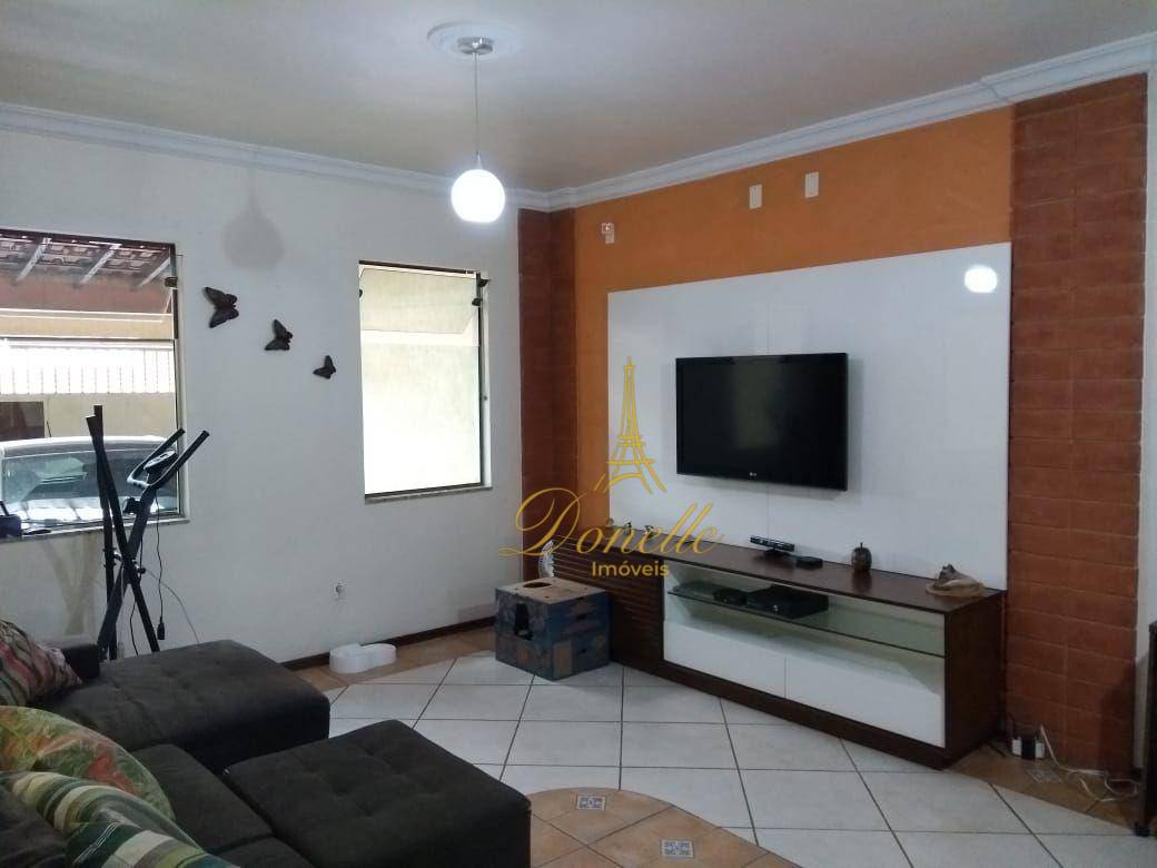 Casa à venda com 3 quartos, 200m² - Foto 20