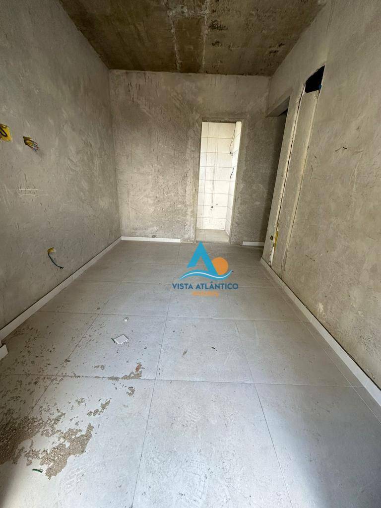 Apartamento à venda com 2 quartos, 76m² - Foto 5