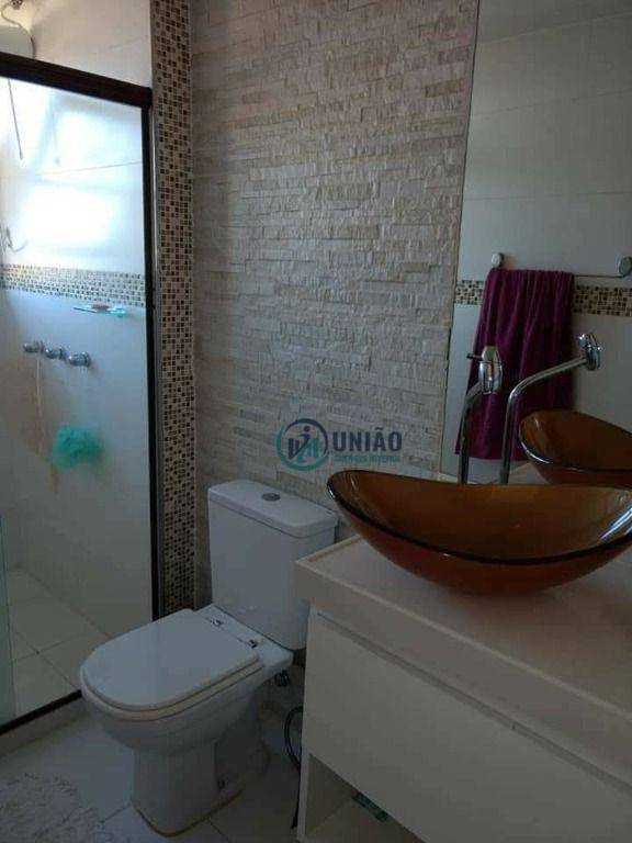 Casa de Condomínio à venda com 3 quartos, 205m² - Foto 9