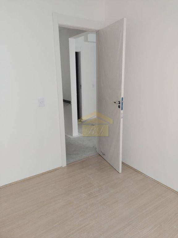 Apartamento à venda com 2 quartos, 37m² - Foto 9