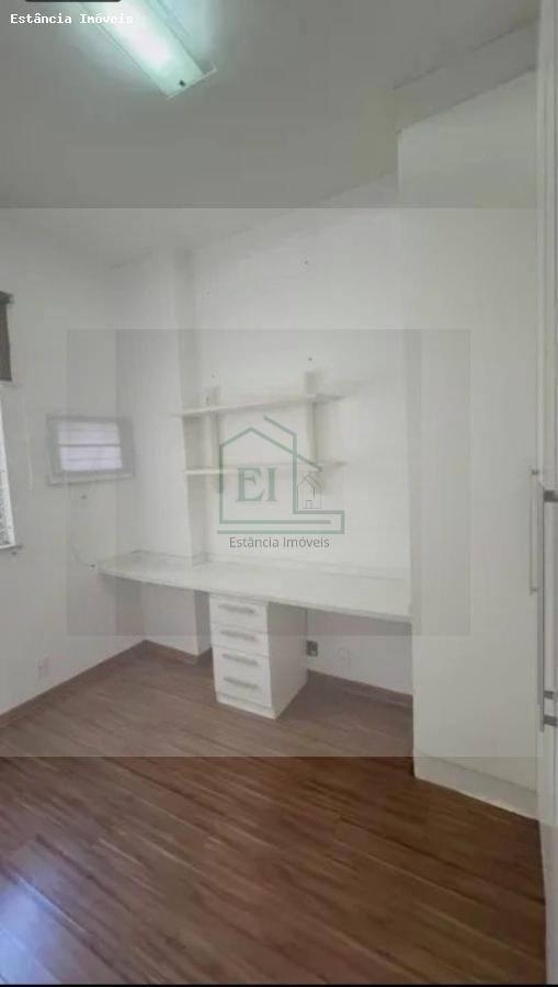 Apartamento à venda com 2 quartos, 80m² - Foto 21