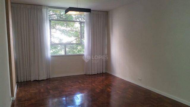 Apartamento à venda com 3 quartos, 120m² - Foto 2