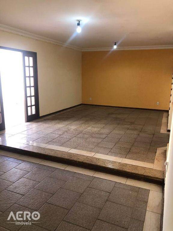 Casa, 6 quartos, 416 m² - Foto 4